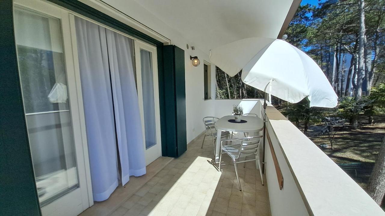Villa Barbara Fra I Pini Lignano Sabbiadoro Eksteriør bilde