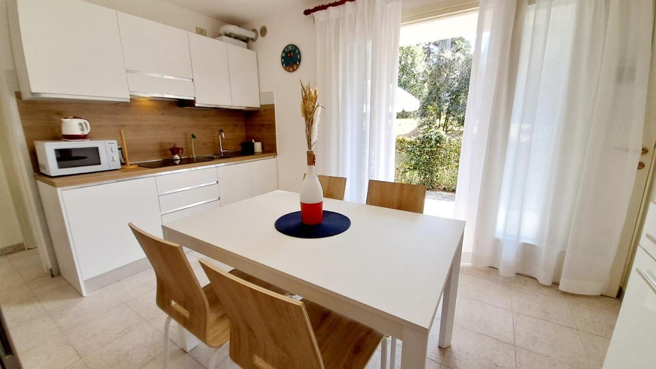 Villa Barbara Fra I Pini Lignano Sabbiadoro Eksteriør bilde