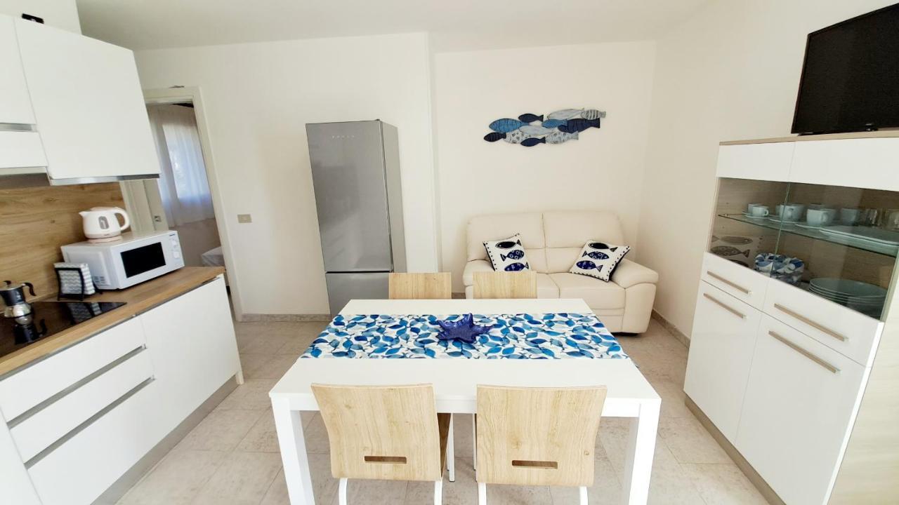 Villa Barbara Fra I Pini Lignano Sabbiadoro Eksteriør bilde