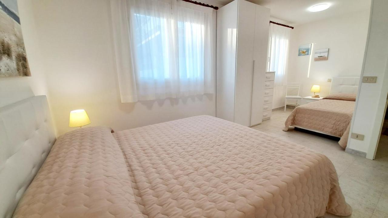 Villa Barbara Fra I Pini Lignano Sabbiadoro Eksteriør bilde
