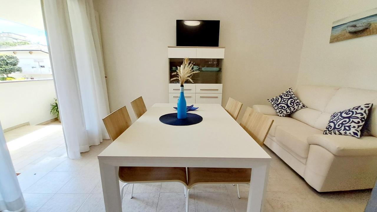 Villa Barbara Fra I Pini Lignano Sabbiadoro Eksteriør bilde